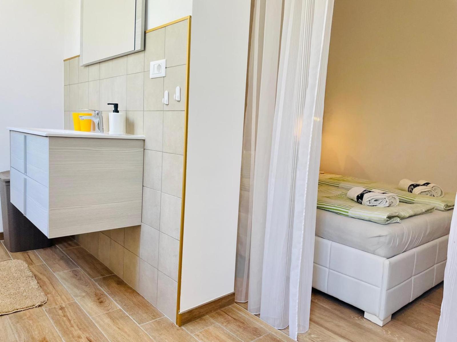 Boutique Apartment With Private Pool For Your Exclusive Use Novigrad Istria المظهر الخارجي الصورة